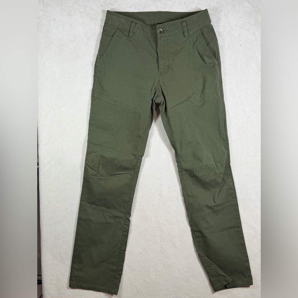 Mountain Hardwear 30W 32L Men's Cargo Utility Pants in Olive